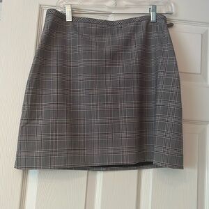 New with tag mini skirt from banana republic